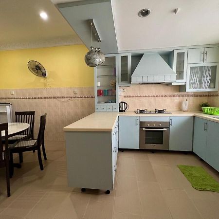 Rini Utama Homestay Skudai Exterior photo